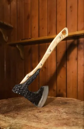 Топор "Гефест" в кожаном чехле