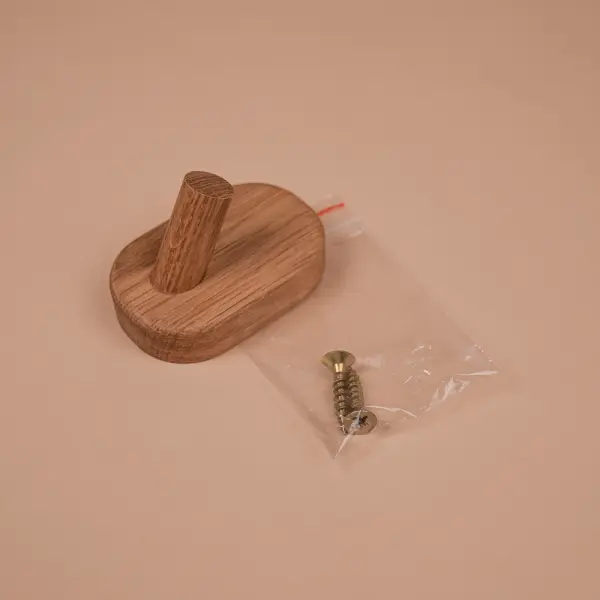 Крючок Woodson К8, дуб 